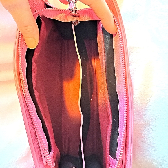 NWOT PINK CONVERTIBLE CLUTCH - Picture 12 of 15